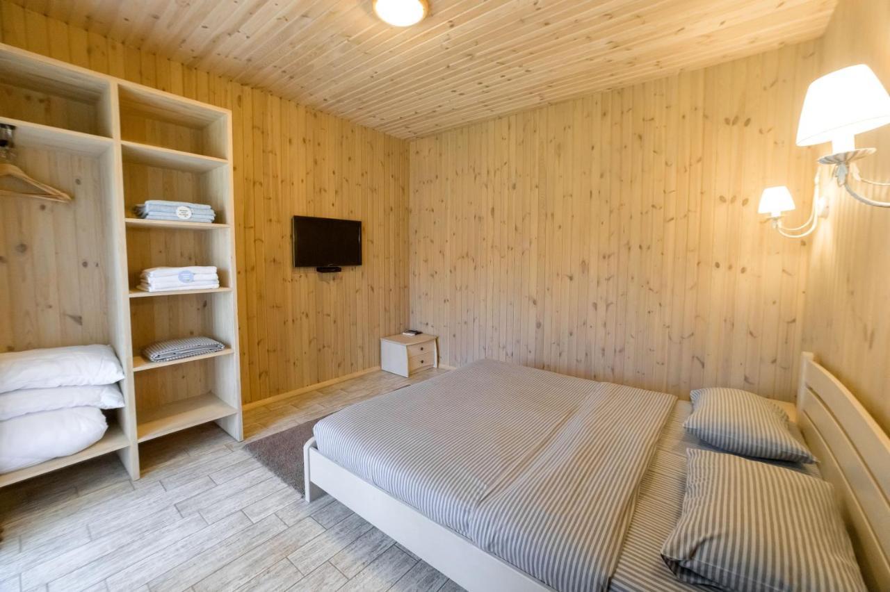 Prichal 80 Hotel Zatoka Eksteriør bilde
